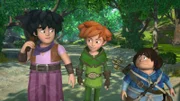 Little John, Robin Hood und Tuck schließen Freundschaft. Alle drei kämpfen mutig für die gleiche Sache: Gerechtigkeit.