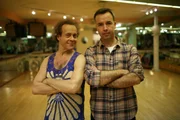 Jacques Peretti mit Richard Simmons in dessen Fitnessstudio in L.A.