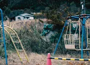 In Minamisoma, direkt neben der Sperrzone von Fukushima, dürfen keine Kinder draussen spielen : Die Angst vor einer Verstrahlung ist zu gross. (Copyright SRF)