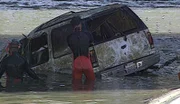 Nach einem Jahr findet die Polizei schließlich Devores Leiche im California Aquädukt. Und die Sache wird noch rätselhafter. Devors Hände werden abgetrennt auf dem Rücksitz seines Autos gefunden. Können die Kriminaltechniker, Forensiker und Beamten das Geheimnis um Devors Tod lüften?