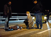 Eine Leiche, zwei Ermittler : Kim Bodnia als Martin Rohde, Sofia Helin als Saga Norén (Copyright SRF/ZDF/Ola Kjelbye)
