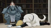(v.l.n.r.) Nina Tucker (oben); Alphonse Elric (unten); Edward Elric; Alexander