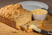 das Maisbrot