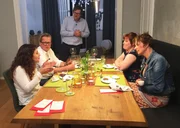 V.l.: Ximena, Theo, Gastgeber Andre, Julia, Janneke