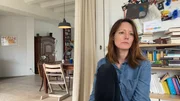 Charlotte (Lavinia Wilson) leidet unter der virusbedingten Quarantäne.