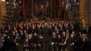 Mit Weihnachtsliedern einmal rund um die Welt: Das Münchner Rundfunkorchester und der Chor des Bayerischen Rundfunks musizieren weihnachtlich in der Stadtpfarrkirche in Hilpoltstein. Unter der Leitung von Howard Arman erklingen Werke u.a. von Bach, Taylor oder Adam.