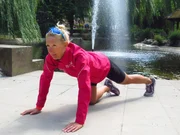 Gastgeberin Julia kann mehr als gut Kochen: Sie ist Laufschuhexpertin und Profitriathletin!