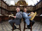 PHOENIX INDEX - DIE SCHWARZE LISTE DES VATIKAN TEIL 1, am Sonntag (15.12.13) um 20:15 Uhr.
Der Journalist Wolf von Lojewski, (re) und der Kirchenhistoriker Prof. Hubert Wolf diskutieren und streiten über die verbotenen Bücher des Vatikan.