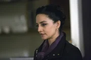 Jemand möchte einen Krieg um einen der wertvollsten Rohstoffe auf der Erde beginnen, dem Lithium. Können Nas (Archie Panjabi) und das Team, dieses Vorhaben noch stoppen?