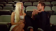 Nach dem Theater lädt Sebastian Janika zu einem kurzen Gespräch ein. Verwendung der Bilder für Online-Medien ausschließlich mit folgender Verlinkung:'Alle Infos zu 'Der Bachelor' im Special bei RTL.de: http://www.rtl.de/cms/sendungen/show/der-bachelor.html