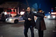 Eine Prostituierte hat sich als Lockvogel angeboten, doch als der Amokläufer auftaucht und sie zwingt in dessen Wagen zu steigen, scheint die Situation zu eskalieren. Können die Detectives Nick Amaro (Danny Pino) und Olivia Benson (Mariska Hargitay) Schlimmeres verhindern?