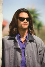 1. Staffel: Reno Raines (Lorenzo Lamas)