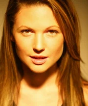 Viola Tami