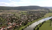 Hemeln liegt im Süden von Niedersachsen direkt an der Weser und ist eines der ältesten Dörfer in dieser Region des Weserberglandes.