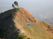 Marathonläufer im Rift Valley, Kenia.