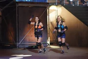 Gina (l.); Sophia (r.)