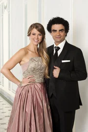Nina Eichinger und Rolando Villazón präsentieren den ECHO Klassik 2015.