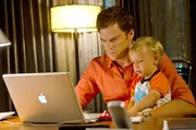 Michael C. Hall (Dexter Morgan).