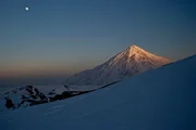 Der Damavand gilt mit einer Höhe von über 5.500 Metern als der höchste Berg des Nahen Ostens