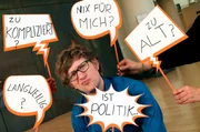 Reporter Robert will wissen, was junge Menschen über Politik denken.