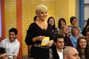 Mit viel Charme moderiert Britt Hagedorn ihre erfolgreiche Talkshow "Britt".