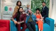 Die Experten kümmern sich um haarige Katastrophen, Schlauchbootlippen und andere Beauty-Desaster! Foto,v.li.n.re.: Filiz Christoph, Denny Kinder, Melanie Burkart, Andy Jekel, Natascha Beil und Dr. Leonard JosipovicDie Experten kümmern sich um haarige Katastrophen, Schlauchbootlippen und andere Beauty-Desaster! Foto,v.li.n.re.: Filiz Christoph, Denny Kinder, Melanie Burkart, Andy Jekel, Natascha Beil und Dr. Leonard Josipovic