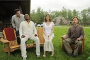 (v.l.): Shawn (James Roday), Gus (Dulé Hill), Nicole (Diora Baird) und Geoff (Carlos Jacott)