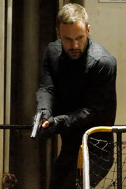 Lance Hunter (Nick Blood)