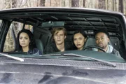 (v.l.n.r.) Riley Davis (Tristin Mays); MacGyver (Lucas Till); Desi (Levy Tran); Wilt Bozer (Justin Hires)