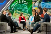 Zu Gast bei Sandra Maischberger: Reiner Haseloff, CDU (Ministerpräsident Sachsen-Anhalt), Kevin Kühnert, SPD (Juso-Vorsitzender), Nico Semsrott (Kabarettist, "Die Partei"), Marion von Haaren (Korrespondentin ARD-Hauptstadtbüro) und
Robin Alexander ("Welt"-Chefreporter).