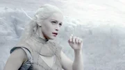 Daenerys (Emilia Clarke) findet sich an einem seltsamen Ort wieder..