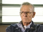 James Earl Ray im Gefängnis von Nashville/USA. Seit 30 Jahren verbüßt er dort die Strafe für den Mord an den schwarzen Bürgerrechtler Martin Luther King. Der Autor Thomas Giefer liefert neue Erkenntnis im Fall des inzwischen todkranken Earl Ray, die seine Schuld an dem Verbrechen in Zweifel ziehen könnten.