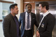 (v.l.n.r.) Frank "Ponch" Poncherello (Michael Peña); Peterson (Isiah Whitlock jr.); Clay Allen (Adam Brody)