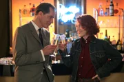 Swan Laurence (Samuel Labarthe) und Alice (Blandine Bellavoir)
