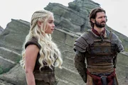 Emilia Clarke as Daenerys Targaryen and Michiel Huisman as Daario Nahari