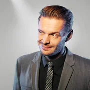 Der Kabarettist Florian Schroeder.