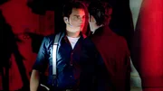 Capt. Jack (John Barrowman) mit Ianto (r, Gareth David-Lloyd)