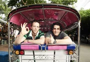 Treiben in Asien ihr Unwesen: Hamish (l.) und Andy (r.) ...