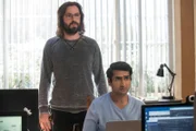 On left: Bertram Gilfoyle (Martin Starr) Dinesh Chugtai (Kumail Nanjiani).