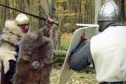 Ein Ritter und ein Pruße im Kampf