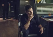 Oliver Queen (Steven Amell)