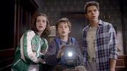 L-R: Tess Hunter (Maemae Renfrow), Sal Hunter (Daan Creyghton), Max Hunter (Stony Blyden)