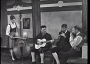 Der Volksliedsammler Wastl Fanderl geht in seinem Bilder- und Notenbüchl Liedern, Musikern und Traditionen der bairischen Volksmusik auf die Spur. In dieser vorweihnachtlichen Folge aus dem Jahr 1967 lauscht er den Fischbachauer Sängerinnen und spricht über Hirtenlieder und traditionelle Hirtenfiguren.