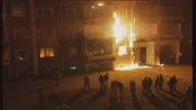 Der Bau. Leute. Feuer. Terror