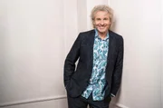 Im Mittelpunkt von "Little Big Stars mit Thomas Gottschalk" stehen talentierte Kinder, die besonders gut singen, tanzen oder ein Instrument spielen können.