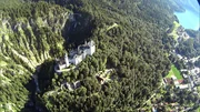 Schloss Neuschwanstein aus der Luft.