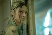 Jules Vaughn (Hunter Schafer)