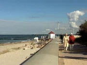 NDR Fernsehen BILDERBUCH DEUTSCHLAND, "Von Warnemünde nach Rerik", am Freitag (14.01.11) um 14:15 Uhr.
Strandpromenade in Kühlungsborn.