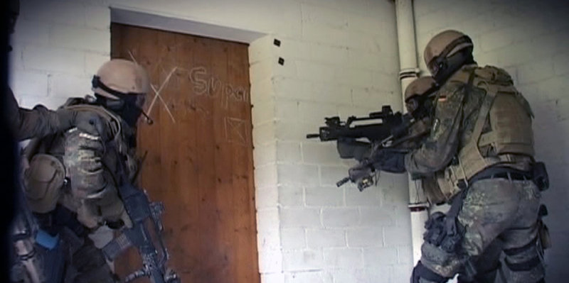 Stille Kämpfer - Mythos "Kommando Spezialkräfte" (D, 2010)