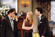 Matthew Perry als Chandler Bing, Jennifer Aniston als Rachel Green und David Schwimmer als Dr Ross Geller